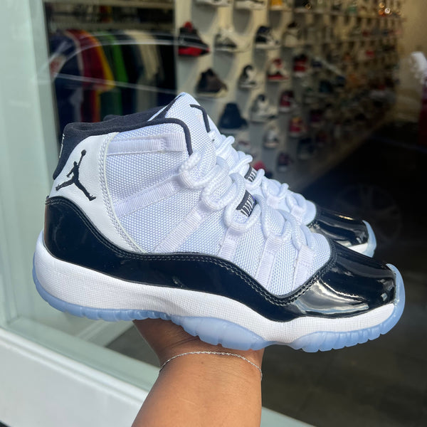 Nike aj11 outlet concord