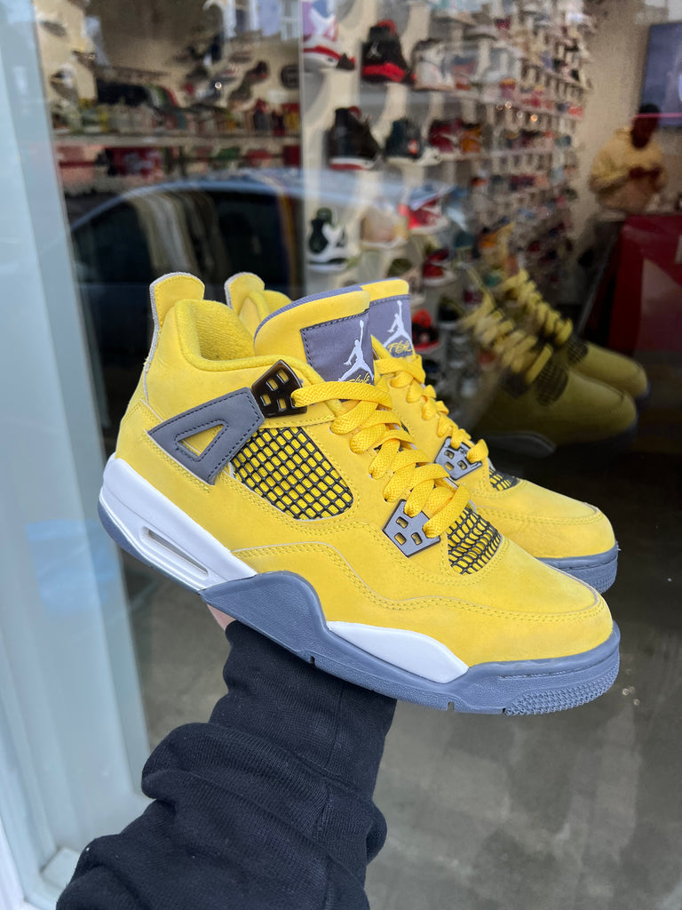 Air jordan 4 sales lightning